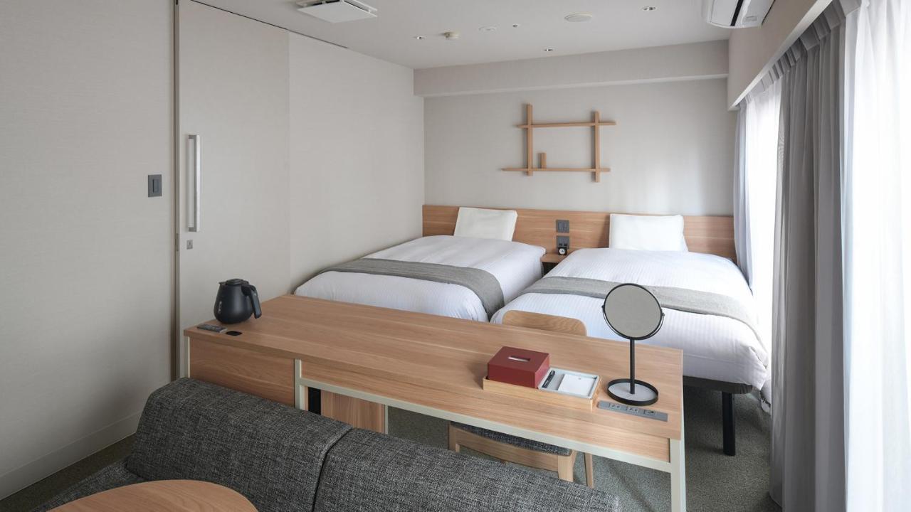 Vessel Inn Asakusa Tsukuba Express Tokyo prefektur Exteriör bild