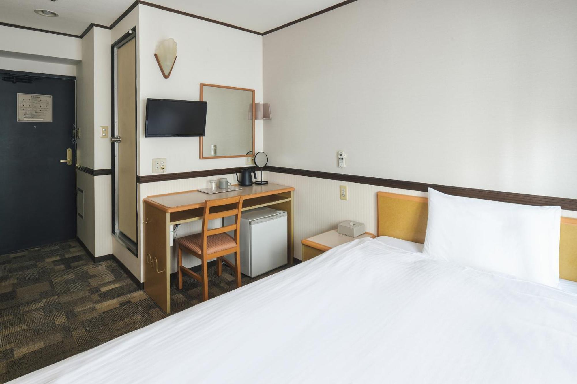 Vessel Inn Asakusa Tsukuba Express Tokyo prefektur Exteriör bild